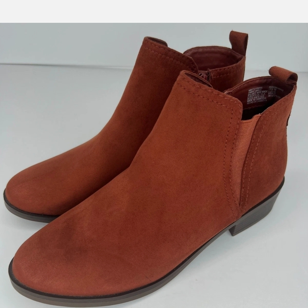 Time and Tru Women's Rust Ankle Booties - Picture 2 of 16